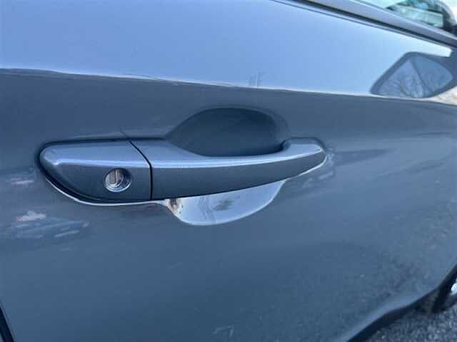 Hyundai KONA 1.0 T-GDi MHEV SE Connect SUV 5dr Petrol Hybrid Manual Euro 6 (s/s) (120 ps) Grey