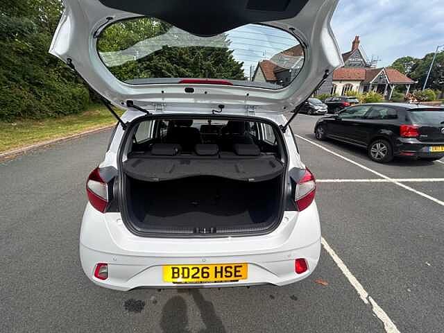Hyundai I10 1.0 Advance Hatchback 5dr Petrol Manual Euro 6 (s/s) (63 ps) White