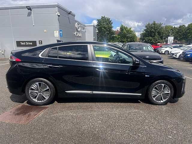 Hyundai IONIQ 1.6 h-GD GPFi 8.9kWh Premium SE Hatchback 5dr Petrol Plug-in Hybrid DCT Euro 6 (