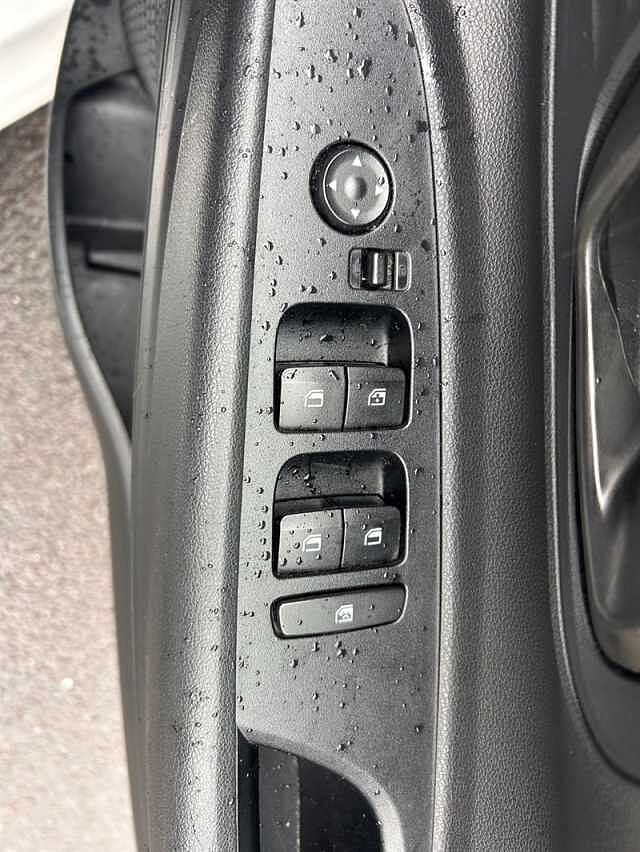 Hyundai i20 1.0 T-GDi Advance Hatchback 5dr Petrol DCT Euro 6 (s/s) (100 ps)
