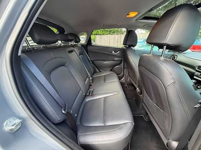 Hyundai KONA 1.6 h-GDi Ultimate SUV 5dr Petrol Hybrid DCT Euro 6 (s/s) (141 ps)