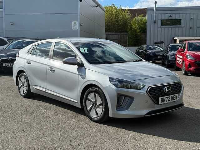 Hyundai IONIQ 1.6 h-GDi Premium Hatchback 5dr Petrol Hybrid DCT Euro 6 (s/s) (141 ps)