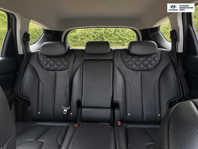 Hyundai SANTA FE 1.6 h T-GDi Premium SUV 5dr Petrol Hybrid Auto 4WD Euro 6 (s/s) (230 ps)