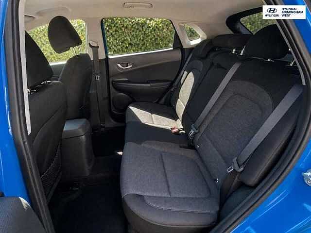 Hyundai KONA 64kWh Premium SUV 5dr Electric Auto (10.5kW Charger) (204 ps)