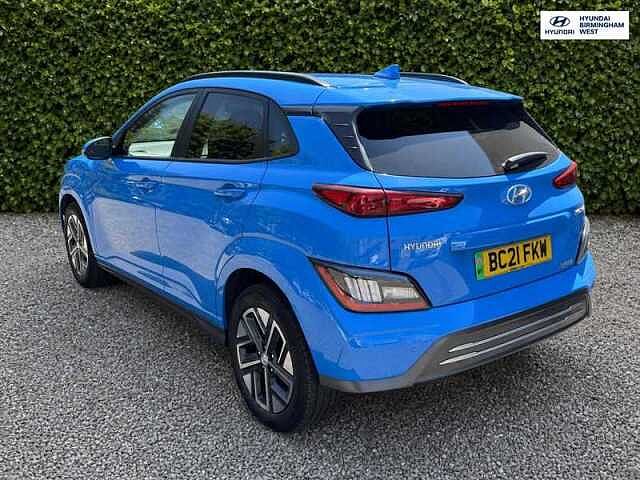 Hyundai KONA 64kWh Premium SUV 5dr Electric Auto (10.5kW Charger) (204 ps)