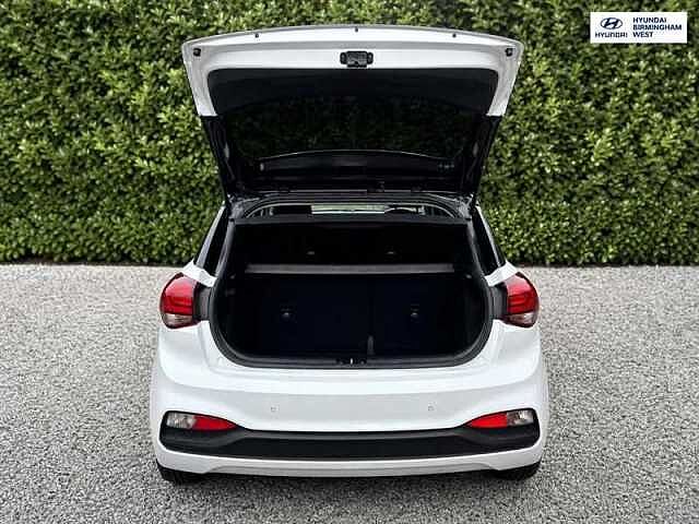 Hyundai i20 1.2 Play Hatchback 5dr Petrol Manual Euro 6 (s/s) (84 ps)