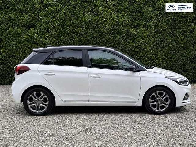 Hyundai i20 1.2 Play Hatchback 5dr Petrol Manual Euro 6 (s/s) (84 ps)