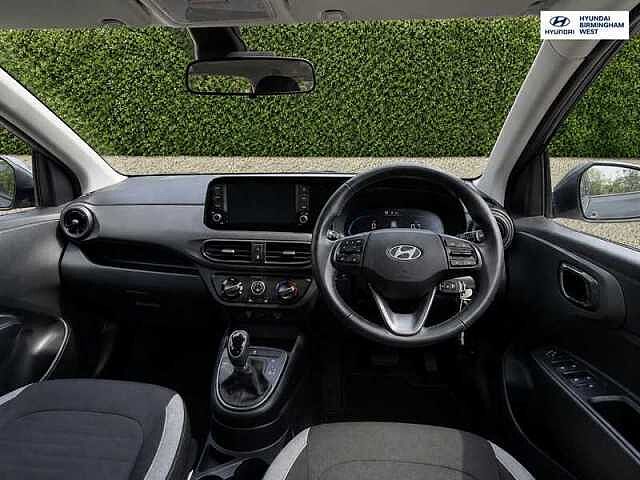 Hyundai i10 1.0 Advance Hatchback 5dr Petrol Auto Euro 6 (s/s) (63 ps)