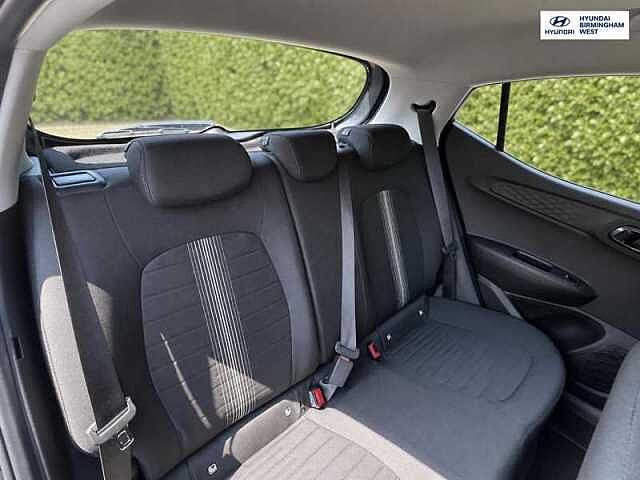 Hyundai i10 1.0 Advance Hatchback 5dr Petrol Auto Euro 6 (s/s) (63 ps)