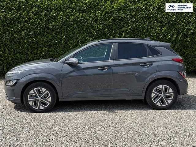 Hyundai KONA 64kWh Premium SUV 5dr Electric Auto (10.5kW Charger) (204 ps) Grey