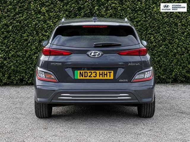 Hyundai KONA 64kWh Premium SUV 5dr Electric Auto (10.5kW Charger) (204 ps) Grey