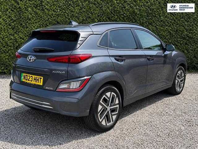Hyundai KONA 64kWh Premium SUV 5dr Electric Auto (10.5kW Charger) (204 ps) Grey