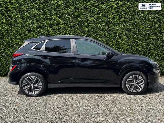 Hyundai KONA 64kWh Ultimate SUV 5dr Electric Auto (10.5kW Charger) (204 ps)