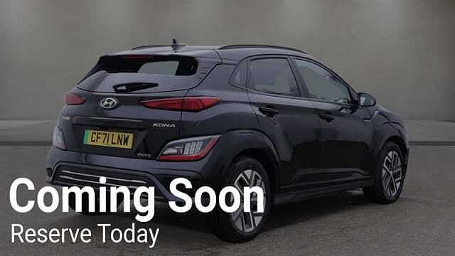 Hyundai KONA 64kWh Premium SUV 5dr Electric Auto (10.5kW Charger) (204 ps)