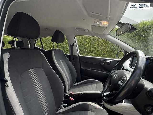 Hyundai I10 1.2 Premium Hatchback 5dr Petrol Auto Euro 6 (s/s) (84 ps) White