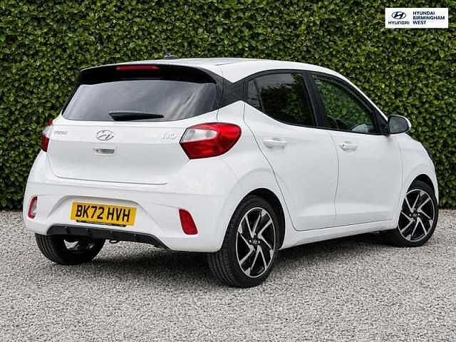Hyundai I10 1.2 Premium Hatchback 5dr Petrol Auto Euro 6 (s/s) (84 ps) White