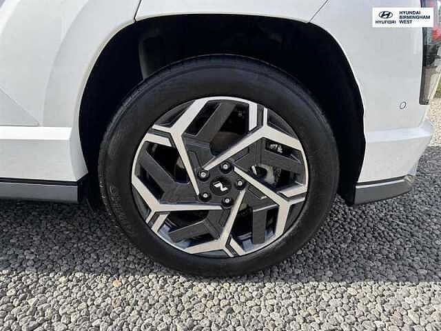 Hyundai KONA 1.6 h-GDi N Line S SUV 5dr Petrol Hybrid DCT Euro 6 (s/s) (141 ps) White