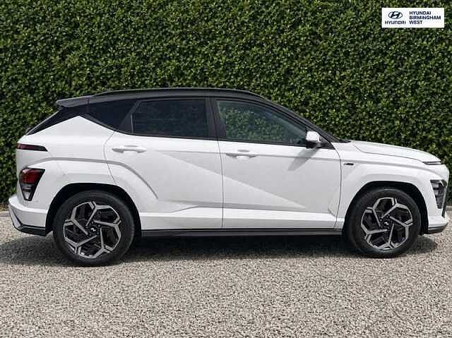 Hyundai KONA 1.6 h-GDi N Line S SUV 5dr Petrol Hybrid DCT Euro 6 (s/s) (141 ps) White