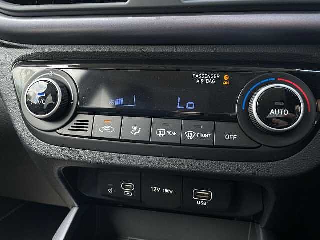 Hyundai i10 1.2 Premium Auto Euro 6 (s/s) 5dr