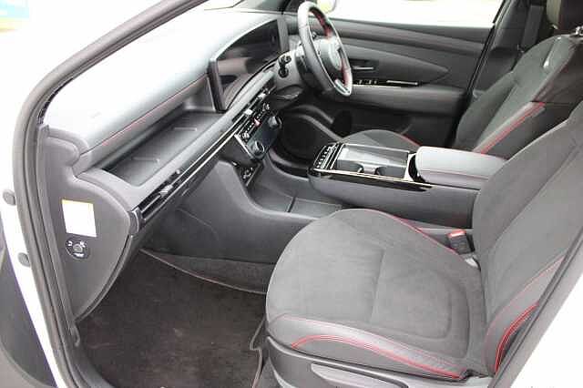 Hyundai TUCSON 1.6 T-GDi 13.8kWh N Line Auto Euro 6 (s/s) 5dr White