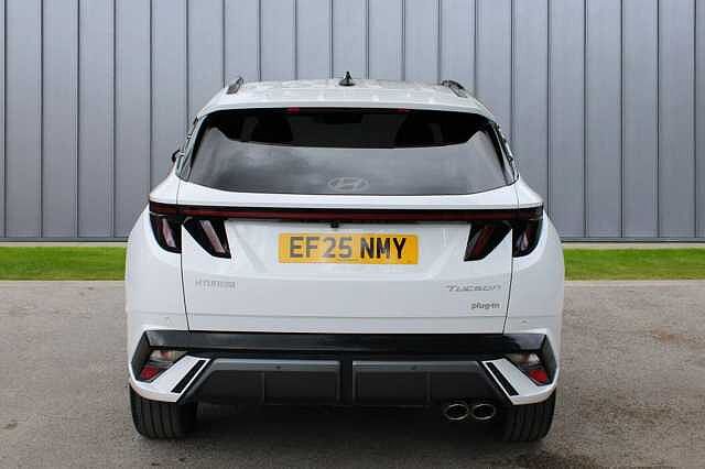 Hyundai TUCSON 1.6 T-GDi 13.8kWh N Line Auto Euro 6 (s/s) 5dr White