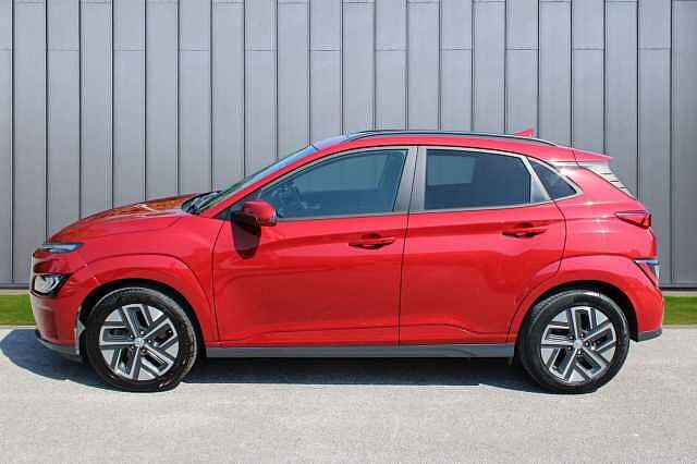 Hyundai KONA 64kWh Ultimate Auto 5dr (10.5kW Charger)
