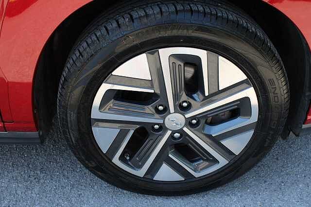 Hyundai KONA 64kWh Ultimate Auto 5dr (10.5kW Charger)