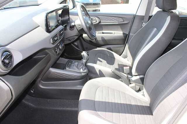 Hyundai I10 1.2 SE Connect Auto Euro 6 (s/s) 5dr White