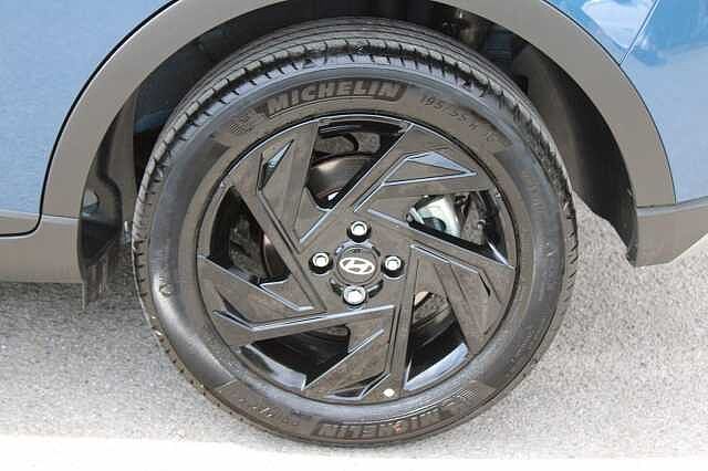 Hyundai BAYON 1.0 T-GDi Black Line DCT Euro 6 (s/s) 5dr