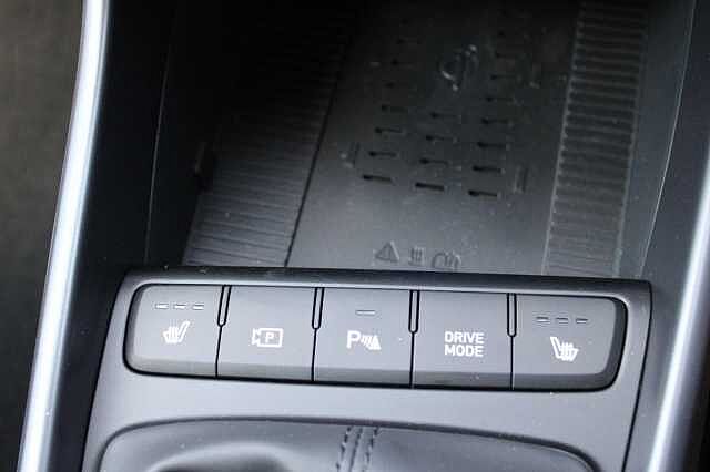 Hyundai BAYON 1.0 T-GDi Tech Line Euro 6 (s/s) 5dr Red