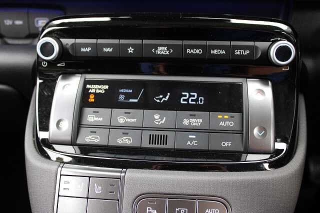 Hyundai INSTER Long Range 49kWh 02 Auto 5dr White
