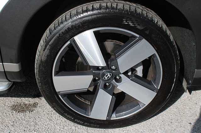 Hyundai SANTA FE 1.6 T-GDi 13.8kWh Premium Auto 4WD Euro 6 (s/s) 5dr (7Seat) White