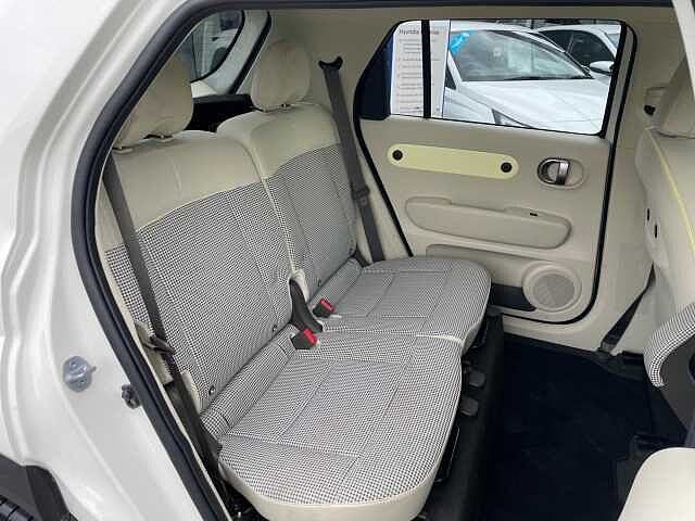 Hyundai INSTER Long Range 49kWh 02 Auto 5dr Beige