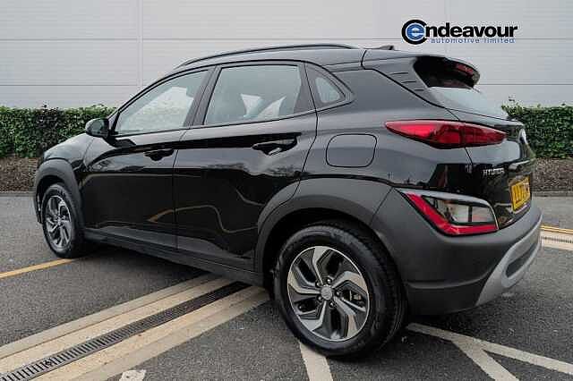 Hyundai KONA 1.6 GDi Hybrid SE Connect 5dr DCT Black