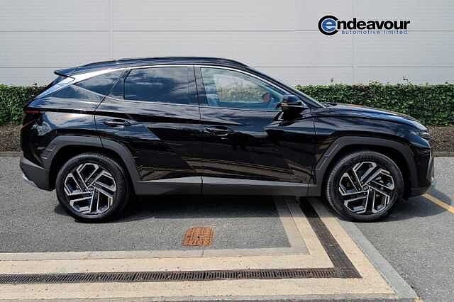 Hyundai TUCSON 1.6T Hybrid Ultimate 5dr Auto Black