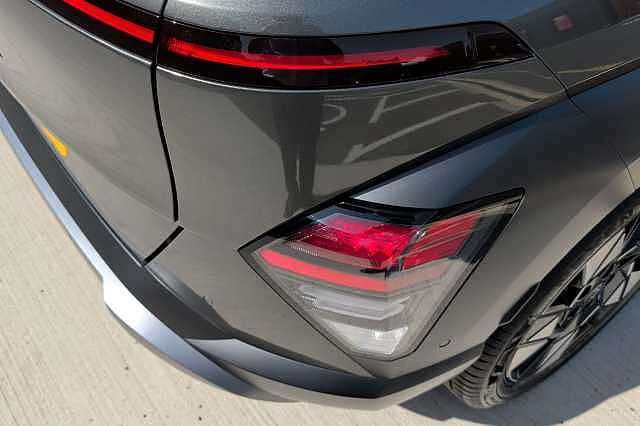Hyundai KONA 1.6T 138 Ultimate 5dr DCT + LUX