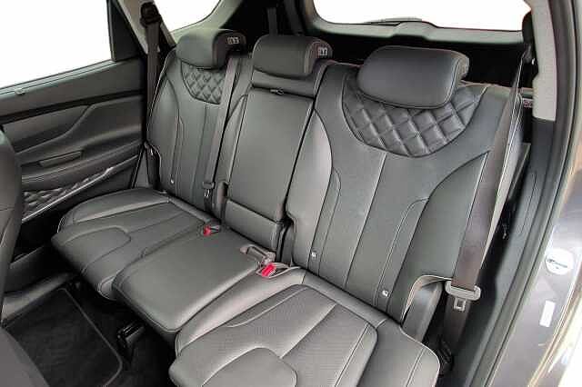 Hyundai SANTA FE 1.6 TGDi Hybrid Ultimate 5dr 4WD Auto