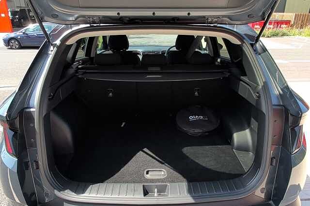 Hyundai TUCSON 1.6 TGDi Plug-in Hybrid Premium 5dr 4WD Auto