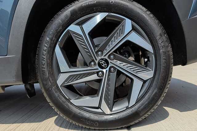 Hyundai TUCSON 1.6 TGDi Plug-in Hybrid Premium 5dr 4WD Auto