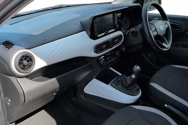 Hyundai i10 1.0 MPi Premium 5dr