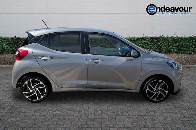 Hyundai i10 1.0 MPi Premium 5dr