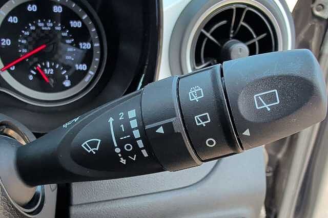 Hyundai i10 1.0 MPi Premium 5dr