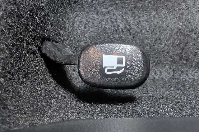 Hyundai i10 1.0 MPi Premium 5dr