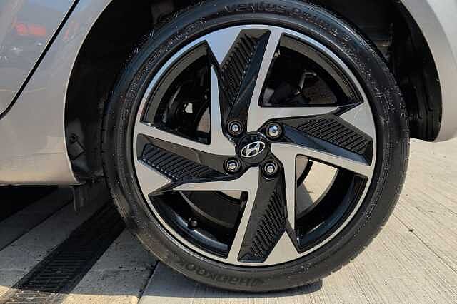 Hyundai i10 1.0 MPi Premium 5dr