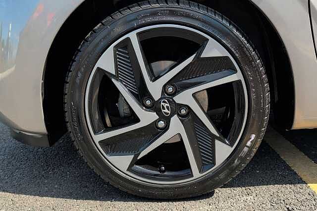 Hyundai i10 1.0 MPi Premium 5dr