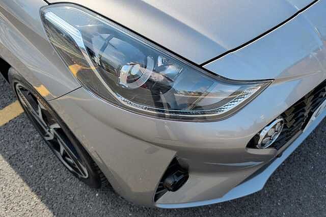 Hyundai i10 1.0 MPi Premium 5dr