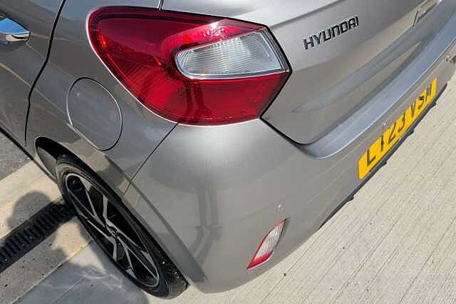 Hyundai i10 1.0 MPi Premium 5dr