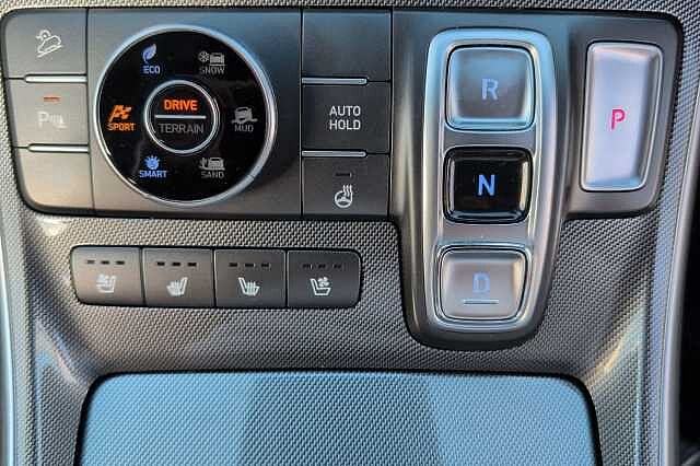 Hyundai SANTA FE 1.6 TGDi Hybrid Ultimate 5dr 4WD Auto