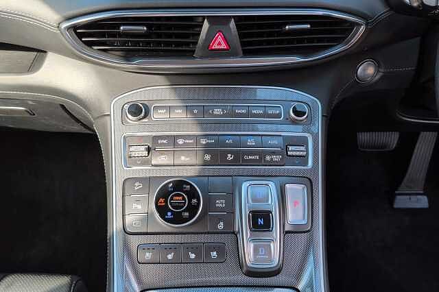 Hyundai SANTA FE 1.6 TGDi Hybrid Ultimate 5dr 4WD Auto