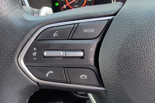 Hyundai SANTA FE 1.6 TGDi Hybrid Ultimate 5dr 4WD Auto